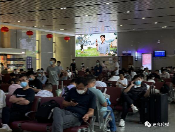 酒行業(yè)戶外廣告勢(shì)頭迅猛，行業(yè)發(fā)展向好！